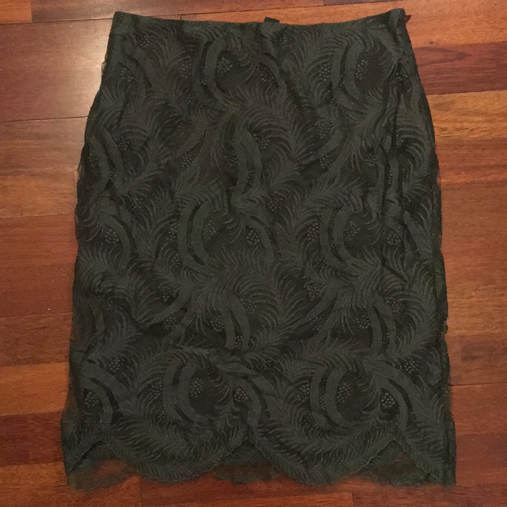 Beautiful club Monaco skirt